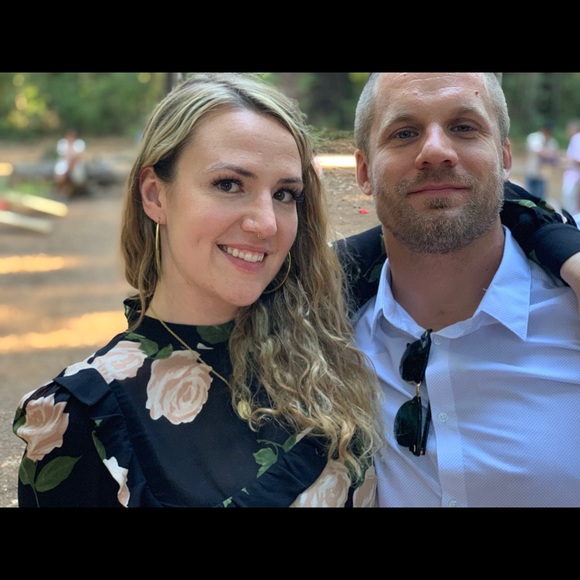 Meet your Posher, Samantha - Picture 1 of 2